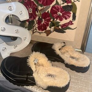UGG Vintage Black and Cream Shearling Slip-Ons